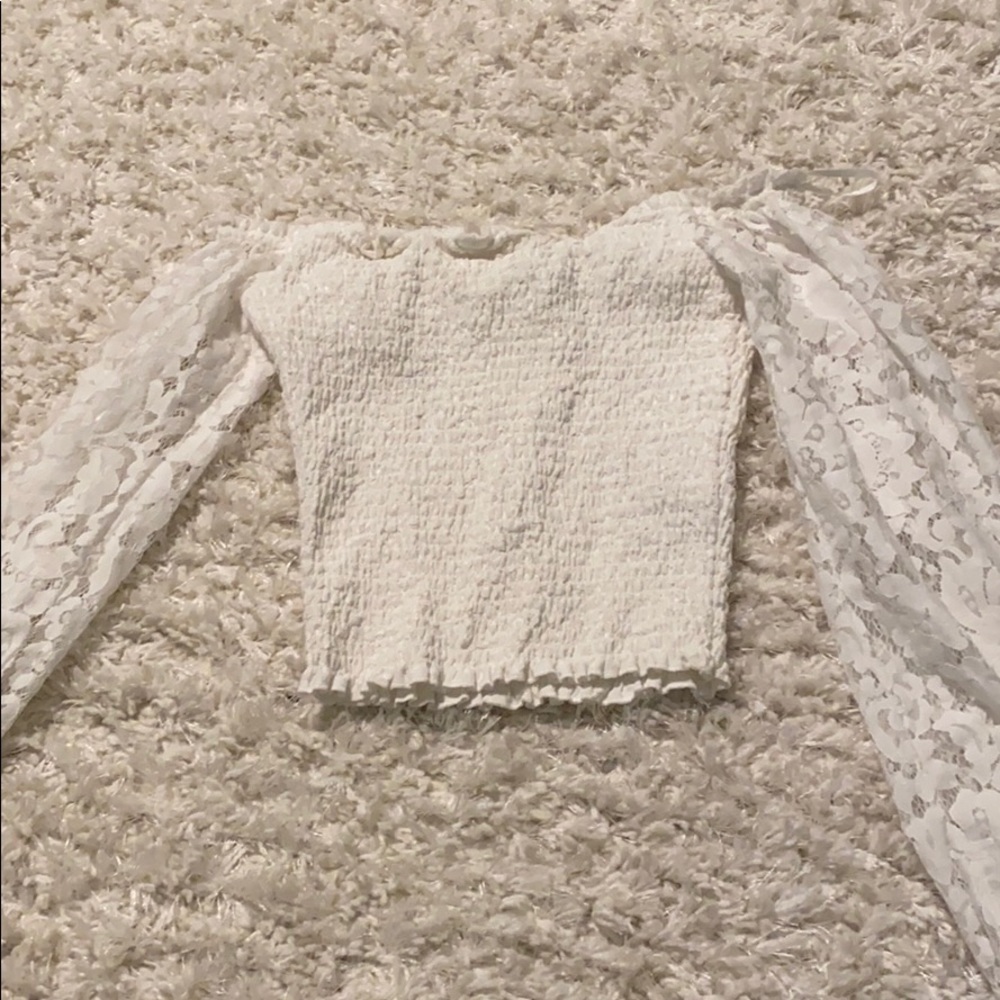 Hollister Off the shoulder crop top